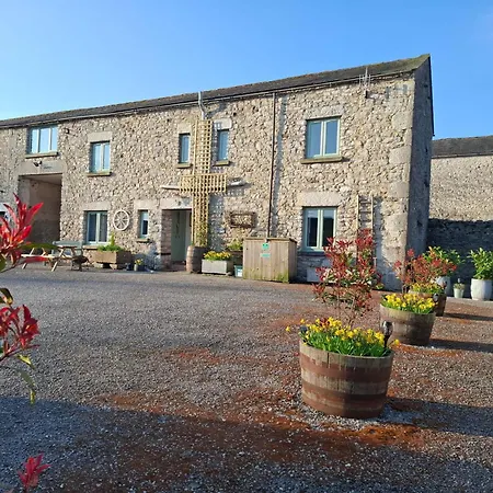 The Coach House, Yealand Redmayne Perfect For A Family In A Rural Setting, Bring Your Dogs And Horse Prázdninový dům Beetham